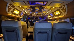 เหมารถตู้